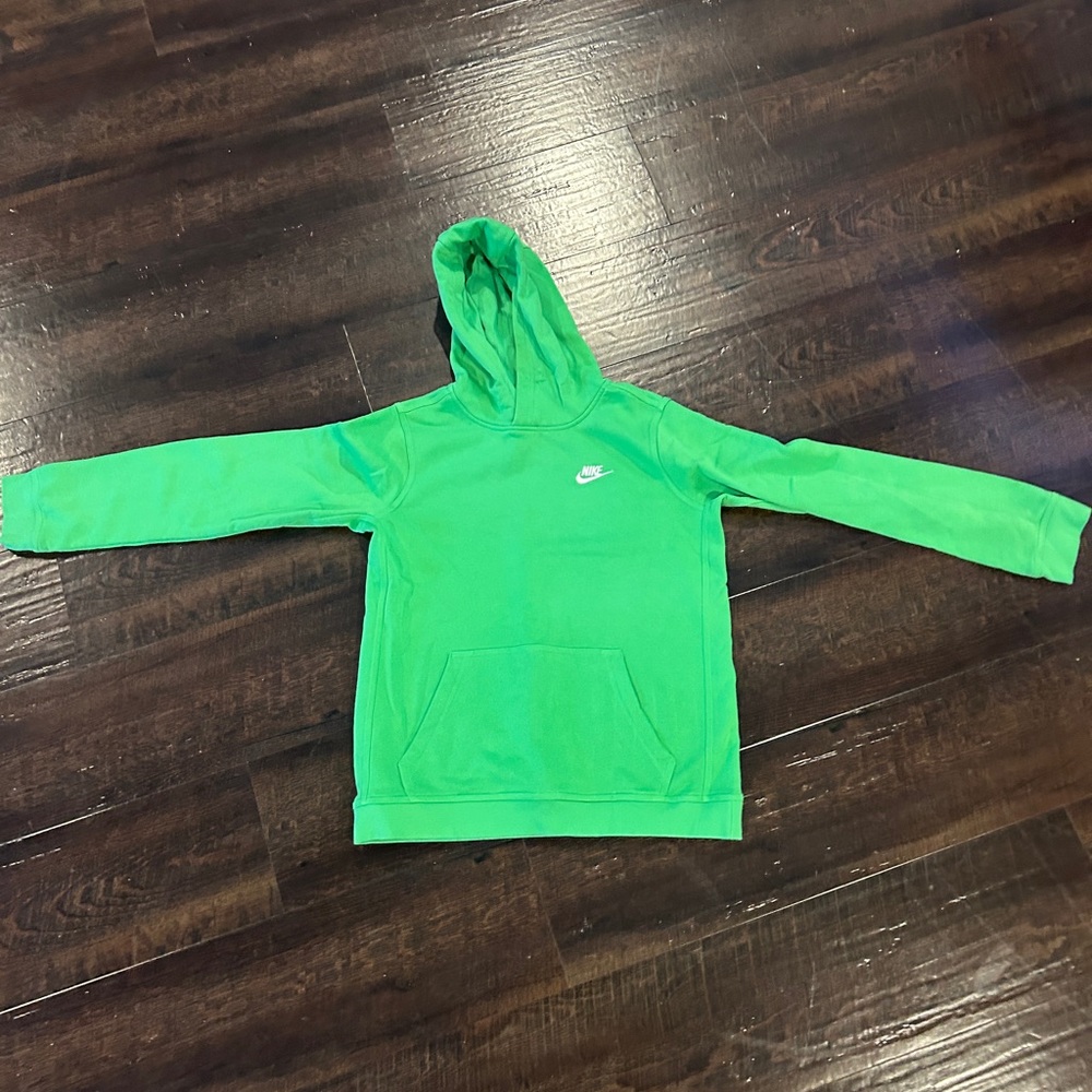 Worn once youth boys XL nike hoodie